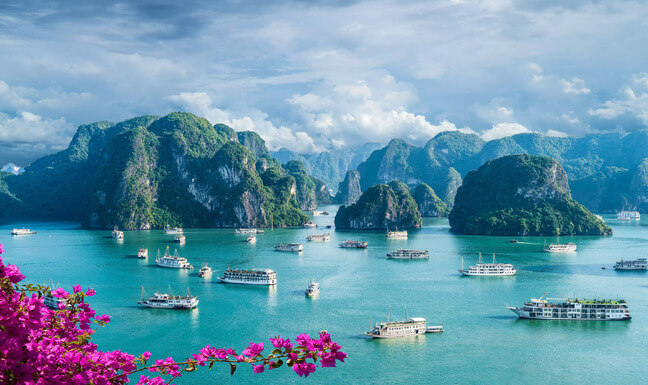 Vietnam and Combodia:From Emerald Bays to Sacred Temples